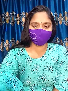 Snapshot of Hot_Maleka chatting on 02-14-25, 12:47 Hot Maleka online show from 02-14-25, 12:47