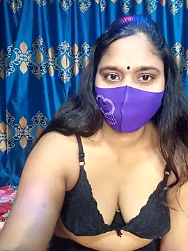 Snapshot of Hot_Maleka chatting on 02-17-25, 02:42 Hot Maleka online show from 02-17-25, 02:42