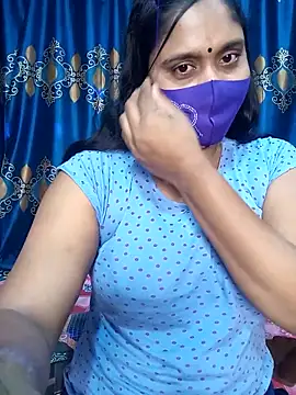 Snapshot of Hot_Maleka chatting on 02-18-25, 03:43 Hot Maleka online show from 02-18-25, 03:43