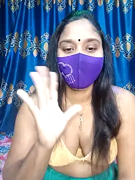 Snapshot of Hot_Maleka chatting on 03-04-25, 02:06 Hot Maleka online show from 03-04-25, 02:06