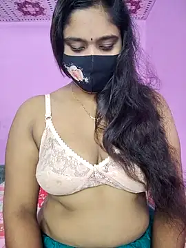 Snapshot of Hot_Maleka chatting on 10-04-25, 01:47 Hot Maleka online show from 10-04-25, 01:47