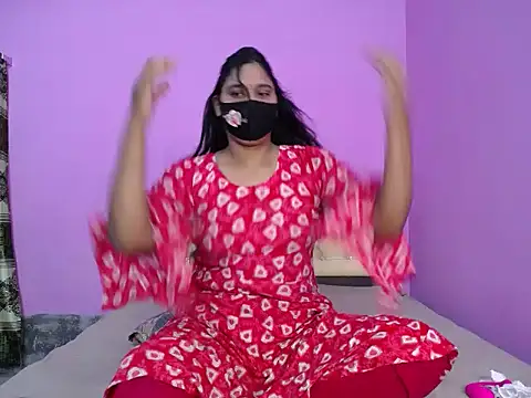 Snapshot of Hot_Maleka chatting on 10-23-25, 01:16 Hot Maleka online show from 10-23-25, 01:16