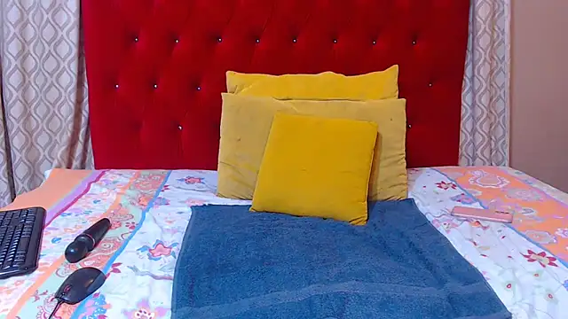 sexychocolatbox10 online show from 10-21-25, 05:08