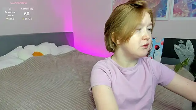 Sara Robinson online show from 11-05-25, 02:22