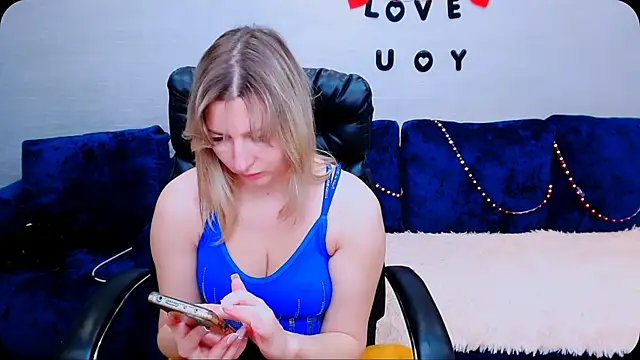 Incredible Ariela online show from 10-09-25, 11:08