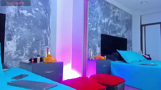 Snapshot of AuroraRojas chatting on 01-16-25, 10:02 AuroraRojas online show from 01-16-25, 10:02