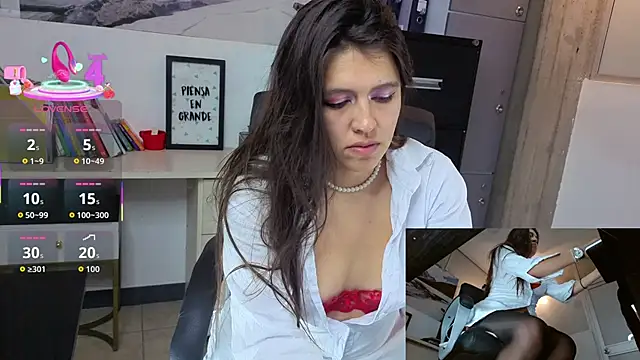 Snapshot of Gabriella_gh chatting on 11-20-25, 08:08 Gabriella gh online show from 11-20-25, 08:08