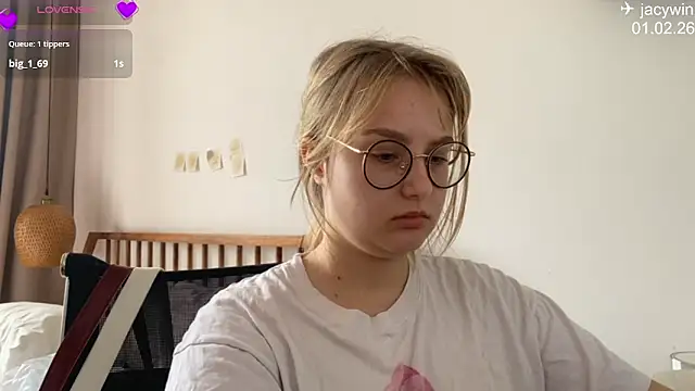 JacyWinslat online show from 02-01-26, 06:12