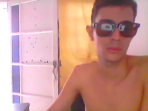 Snapshot of DOMINANTE_KLOE_ chatting on 01-02-25, 12:46 DOMINANTE KLOE online show from 01-02-25, 12:46