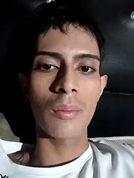 Snapshot of DOMINANTE_KLOE_ chatting on 03-05-25, 01:31 DOMINANTE KLOE online show from 03-05-25, 01:31