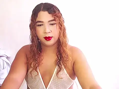 stefidolllatina online show from 10-07-25, 05:32