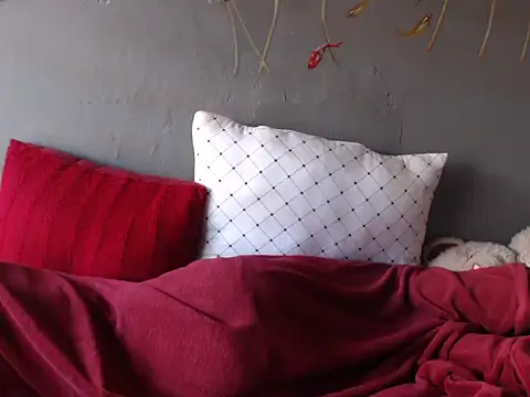 cupidlips online show from 01-18-25, 08:31