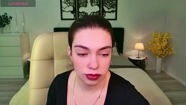 DaniellaLovely online show from 10-28-25, 11:14