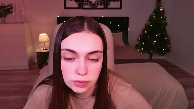 DaniellaLovely online show from 12-22-25, 10:45