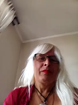 Snapshot of Rousmk1 chatting on 01-07-25, 06:35 Rousmk1 online show from 01-07-25, 06:35