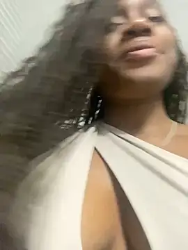 EscorpiLeoncita online show from 10-03-25, 04:53