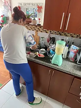 Snapshot of Cafeziitha02 chatting on 11-13-25, 04:28 Cafeziitha02 online show from 11-13-25, 04:28