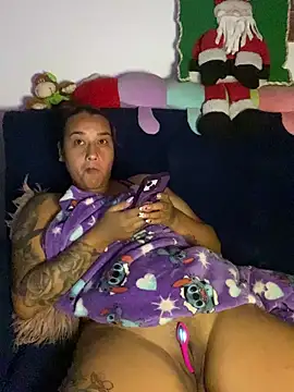 Snapshot of Cafeziitha02 chatting on 11-14-25, 07:29 Cafeziitha02 online show from 11-14-25, 07:29