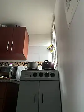 Cafeziitha02 online show from 01-14-26, 09:31