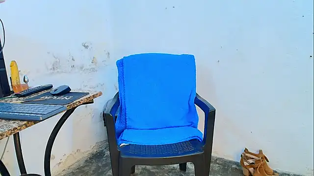 Oh Tique online show from 04-14-26, 02:12