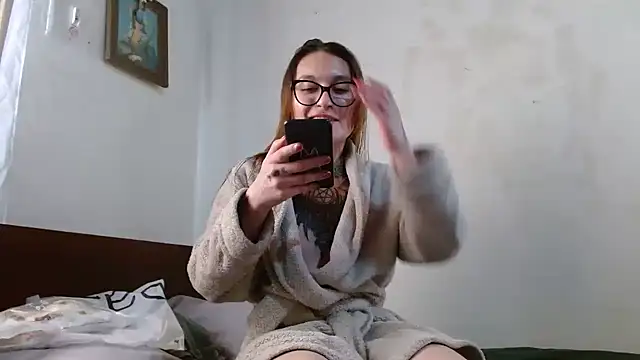 kittenlizz online show from 03-05-25, 05:29