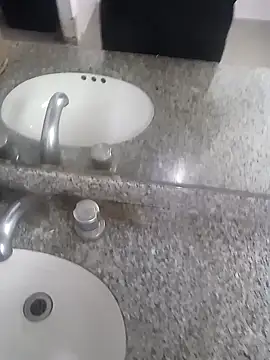 fercxxxho25 online show from 10-15-25, 09:37