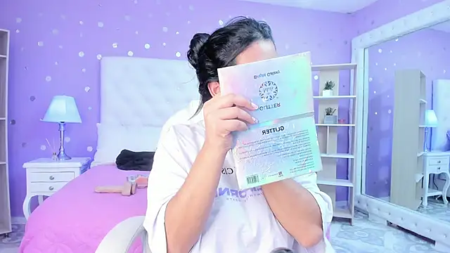 scarlette 15  online show from 09-25-25, 03:21