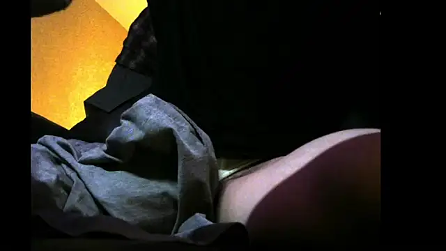 Snapshot of Ray175oo chatting on 03-18-25, 04:48 Ray175oo online show from 03-18-25, 04:48