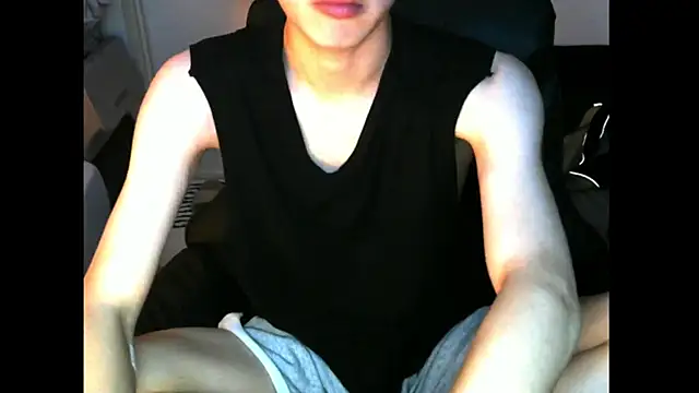 Snapshot of Ray175oo chatting on 11-03-25, 04:30 Ray175oo online show from 11-03-25, 04:30