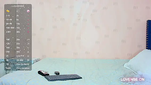 hotlatinateacher online show from 12-10-24, 07:32
