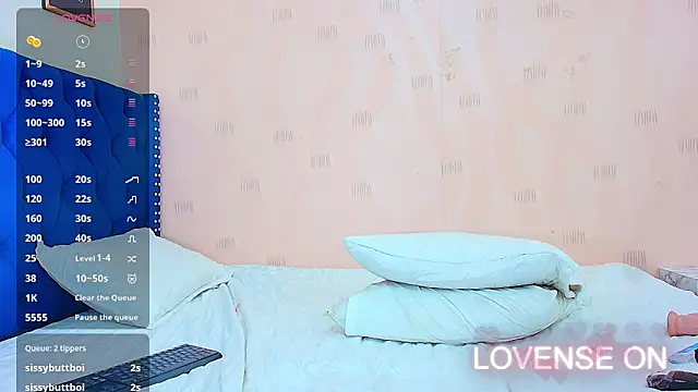 hotlatinateacher online show from 12-27-24, 02:04