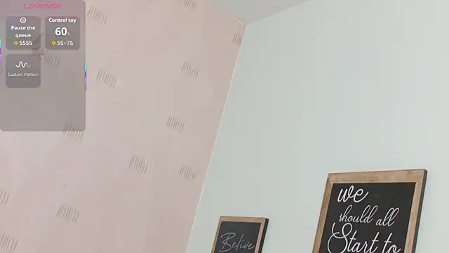 hotlatinateacher online show from 10-17-25, 07:49