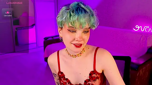 Snapshot of School_Love chatting on 12-26-24, 04:25 School Love online show from 12-26-24, 04:25