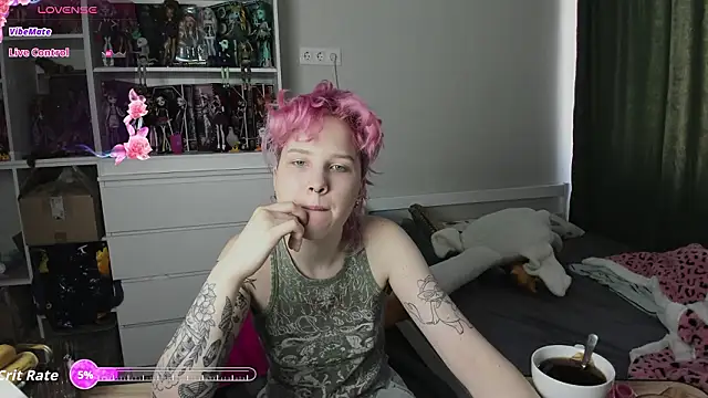 Snapshot of School_Love chatting on 03-12-26, 07:03 School Love online show from 03-12-26, 07:03