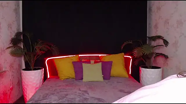 EnigmaSee online show from 02-07-25, 02:37