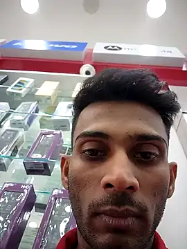 Snapshot of JOHN_LEE_DEREK chatting on 01-18-25, 10:17 JOHN LEE DEREK online show from 01-18-25, 10:17