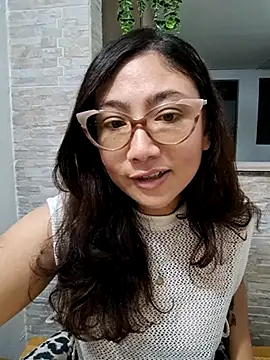Snapshot of Mia_Ruiz chatting on 03-18-25, 12:49 Mia Ruiz online show from 03-18-25, 12:49