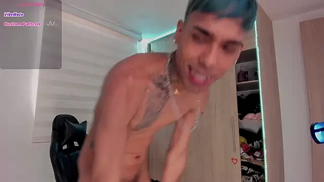 aldrinwhite online show from 02-24-25, 06:36