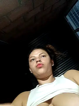 Mommy-Hot online show from 02-06-25, 11:10