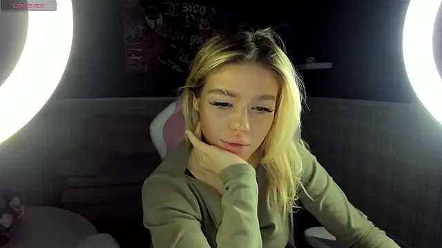 Anna Robinson online show from 02-09-26, 10:58