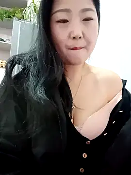 Snapshot of AHL756 chatting on 01-23-25, 06:17 AHL756 online show from 01-23-25, 06:17