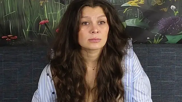 MadameDeFeu online show from 11-17-25, 10:54