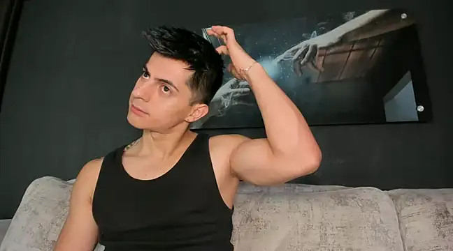 Snapshot of Crhis_N_Derek chatting on 12-22-24, 02:27 Crhis N Derek online show from 12-22-24, 02:27