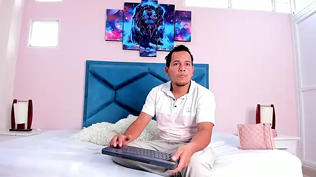 Snapshot of KattiaRose chatting on 12-07-24, 07:32 KattiaRose online show from 12-07-24, 07:32