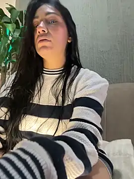 Snapshot of emmily_d chatting on 11-11-25, 06:41 emmily d online show from 11-11-25, 06:41