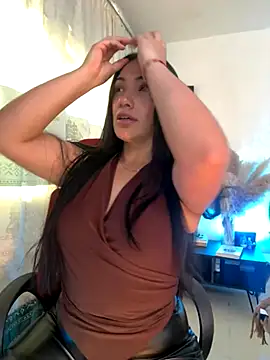 Snapshot of emmily_d chatting on 11-14-25, 06:50 emmily d online show from 11-14-25, 06:50