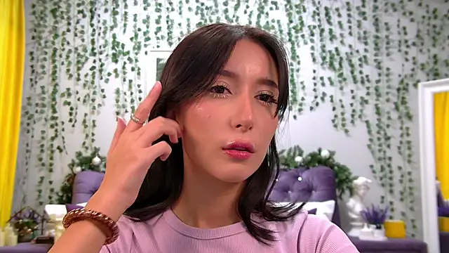 NicoleLimp online show from 12-12-24, 10:13