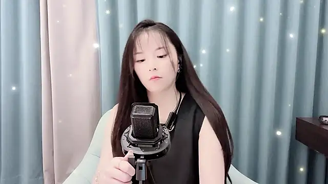 Snapshot of Original-HeartBaby chatting on 10-03-25, 12:35 Original-HeartBaby online show from 10-03-25, 12:35