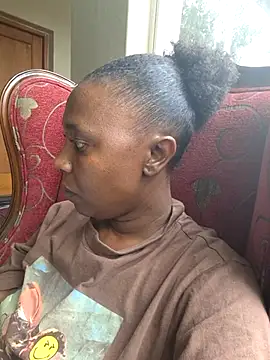 Snapshot of YourDreamLady22 chatting on 02-15-25, 11:50 YourDreamLady22 online show from 02-15-25, 11:50