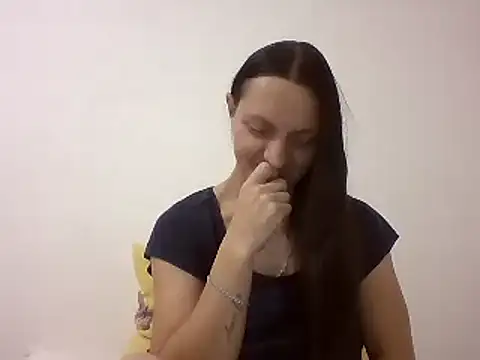 Snapshot of Vimed19 chatting on 12-02-24, 05:15 Vimed19 online show from 12-02-24, 05:15